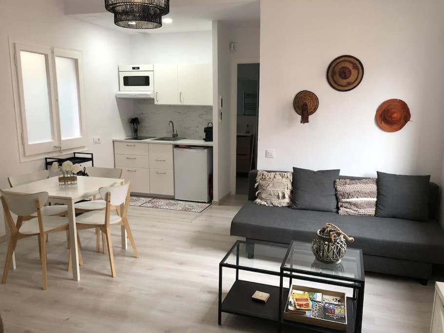 Apartment Atico Lumineux A 10 Min Du Centre L'Hospitalet de Llobregat