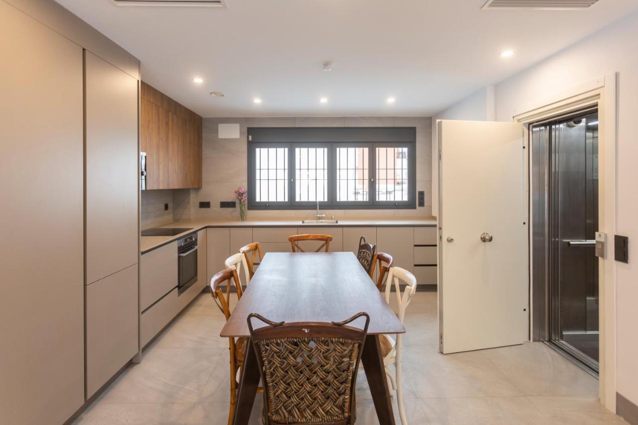 Apartment Bajeles Duplex-atico Urban