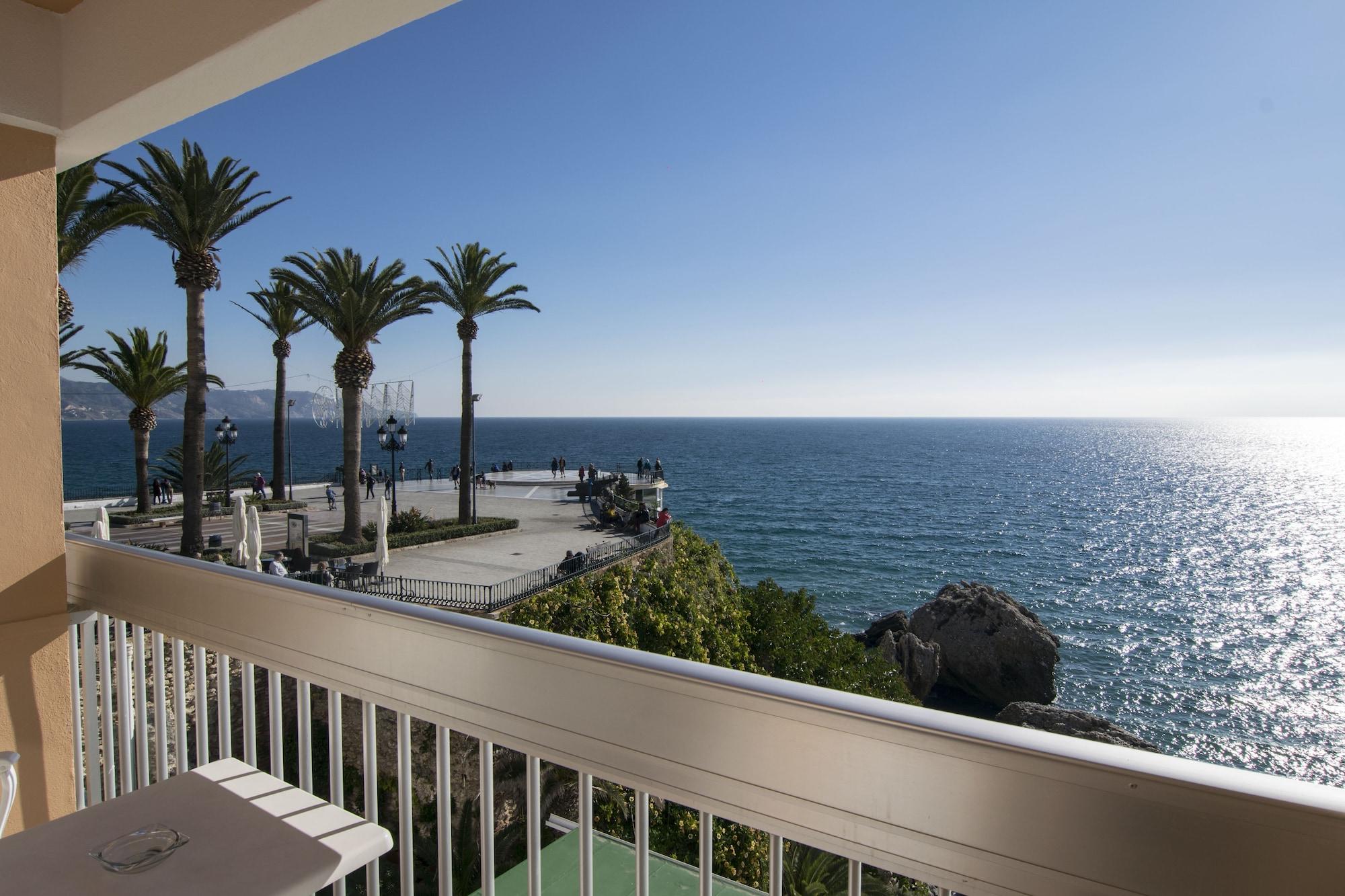 Balcon De Europa Hotel 4*