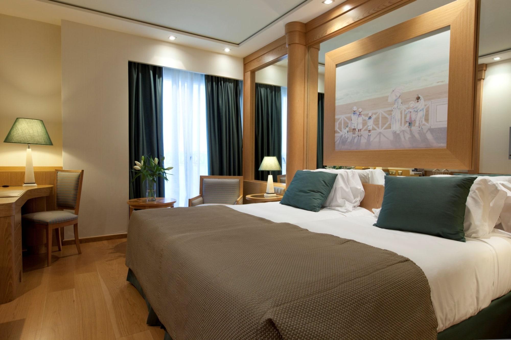 Hotel Arenas Balneario 5*