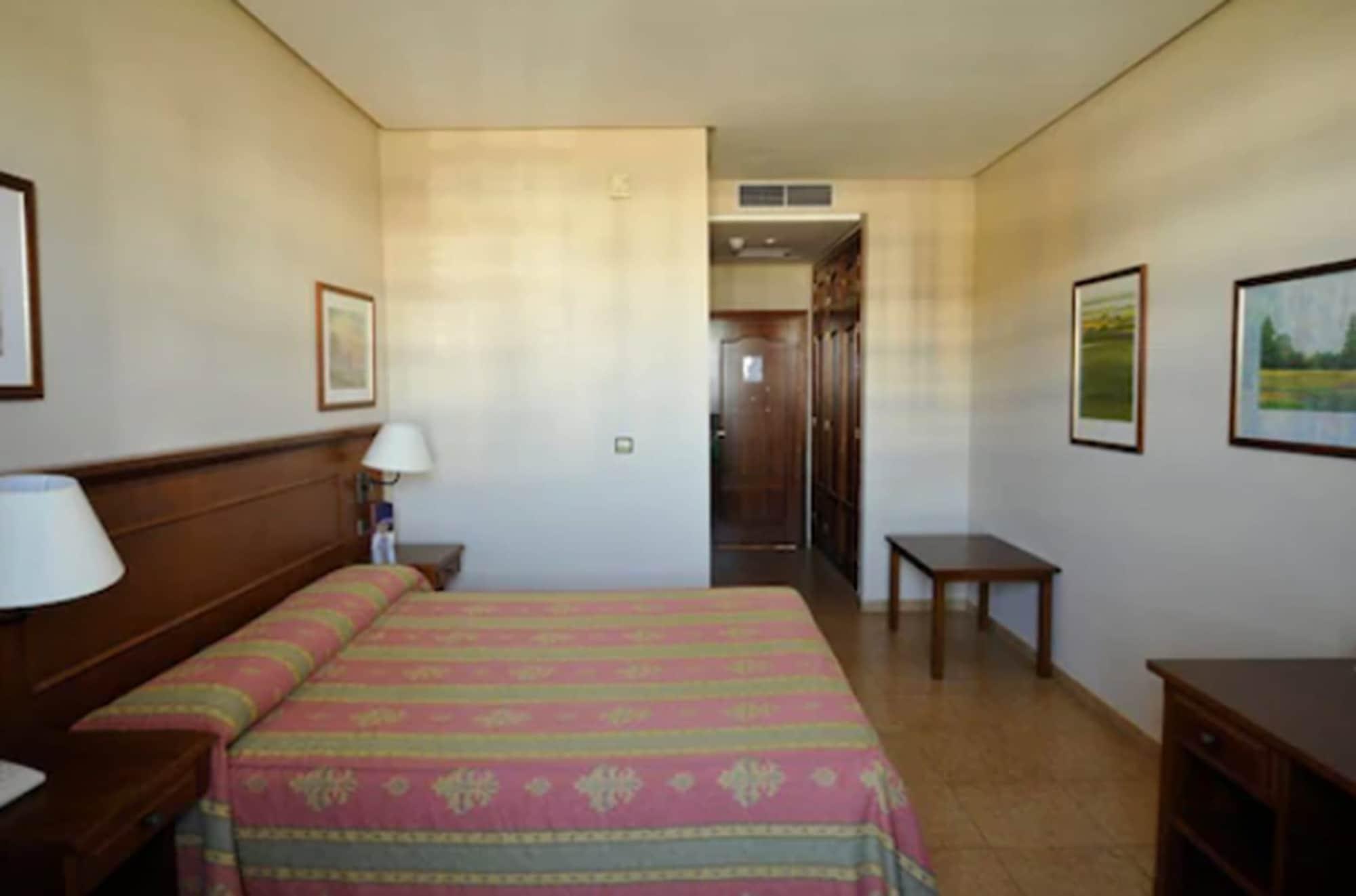 Lozano Hotel 3*