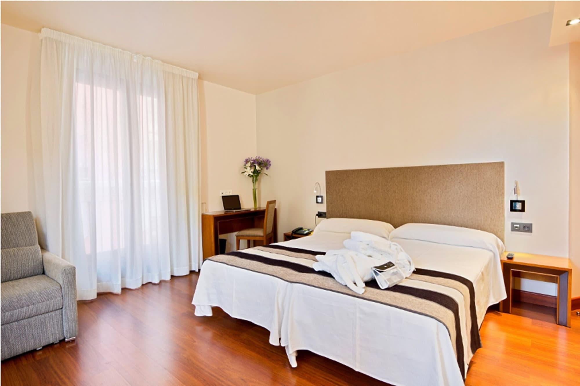 Hotel Monjas Del Carmen 3*