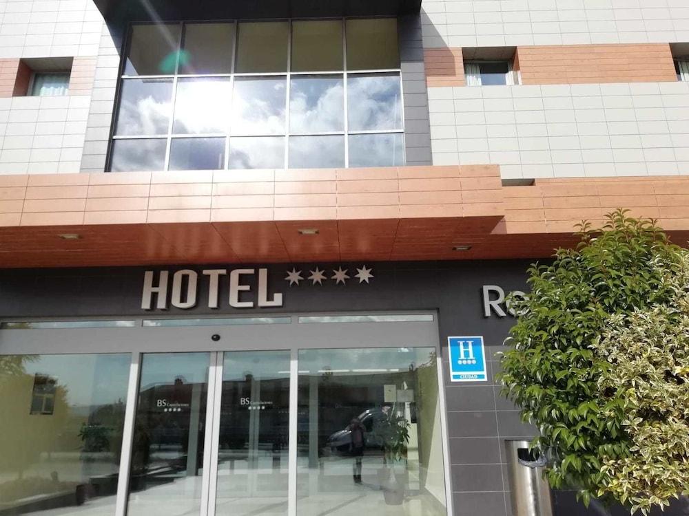 Hotel Bs Capitulaciones 4*