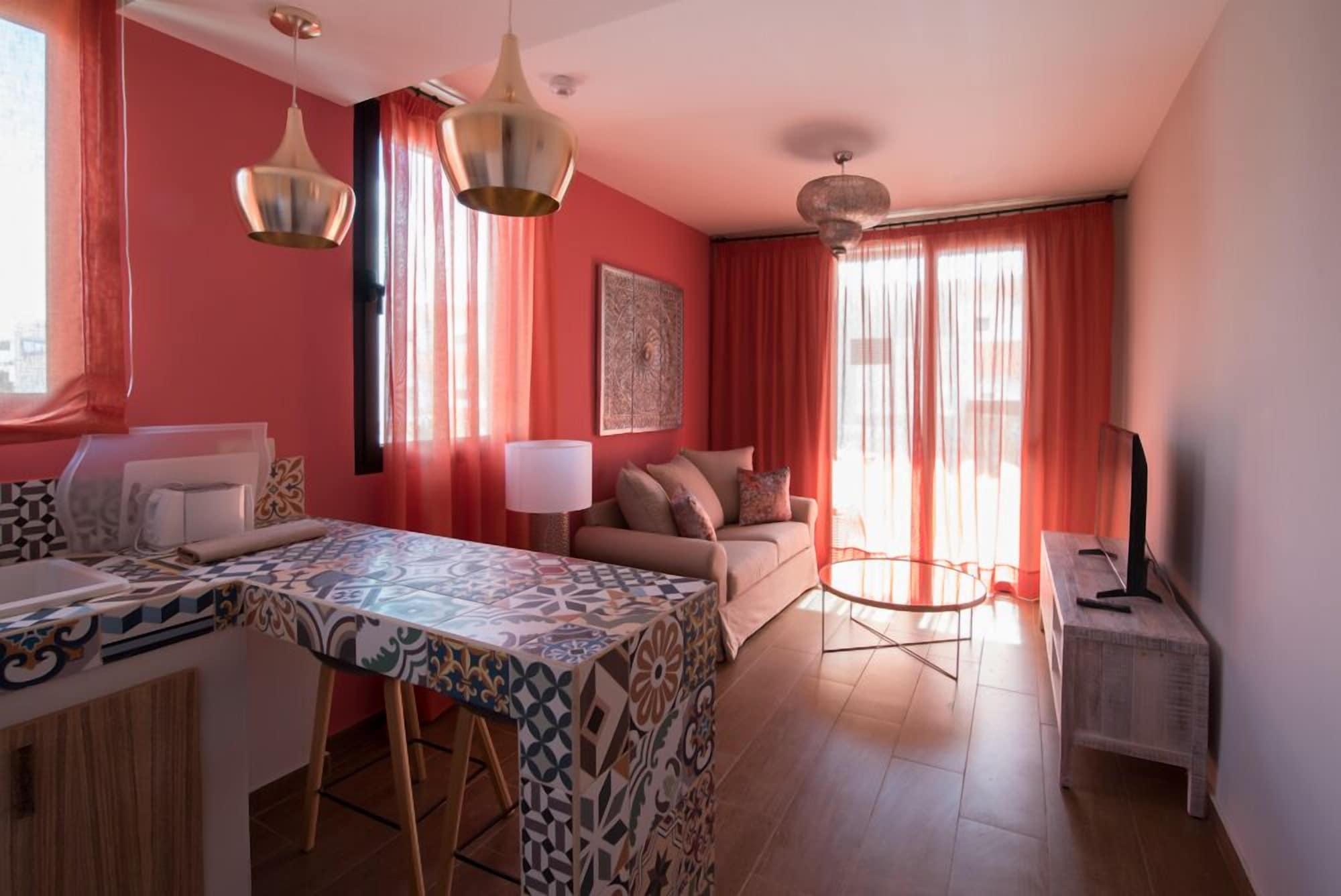 Aparthotel Alhambra Boutique By Pmc
