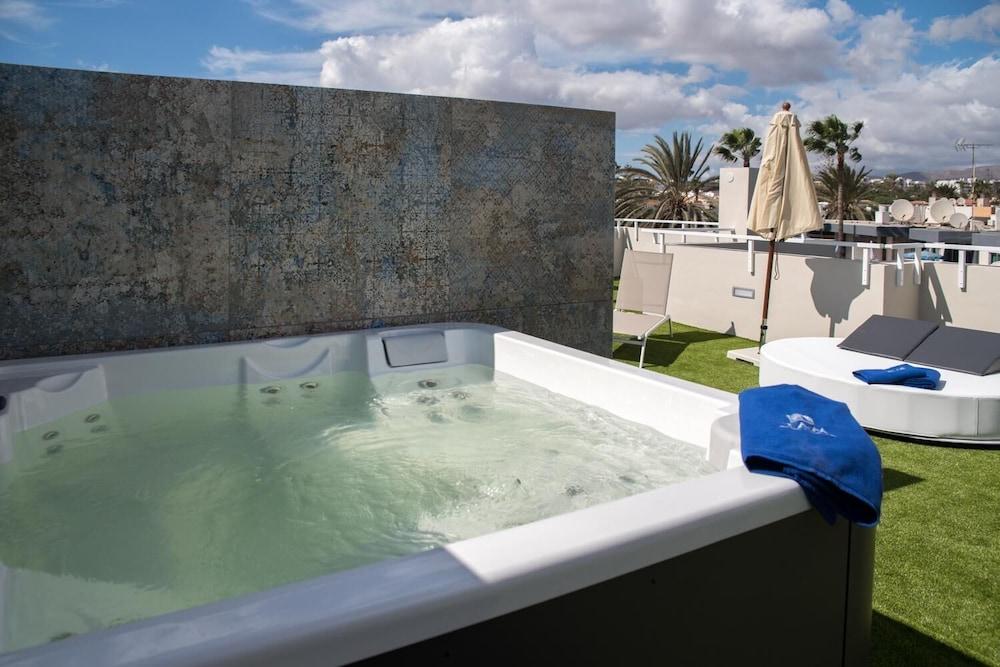 Alhambra Boutique By Pmc Aparthotel Playa del Ingles (Gran Canaria)