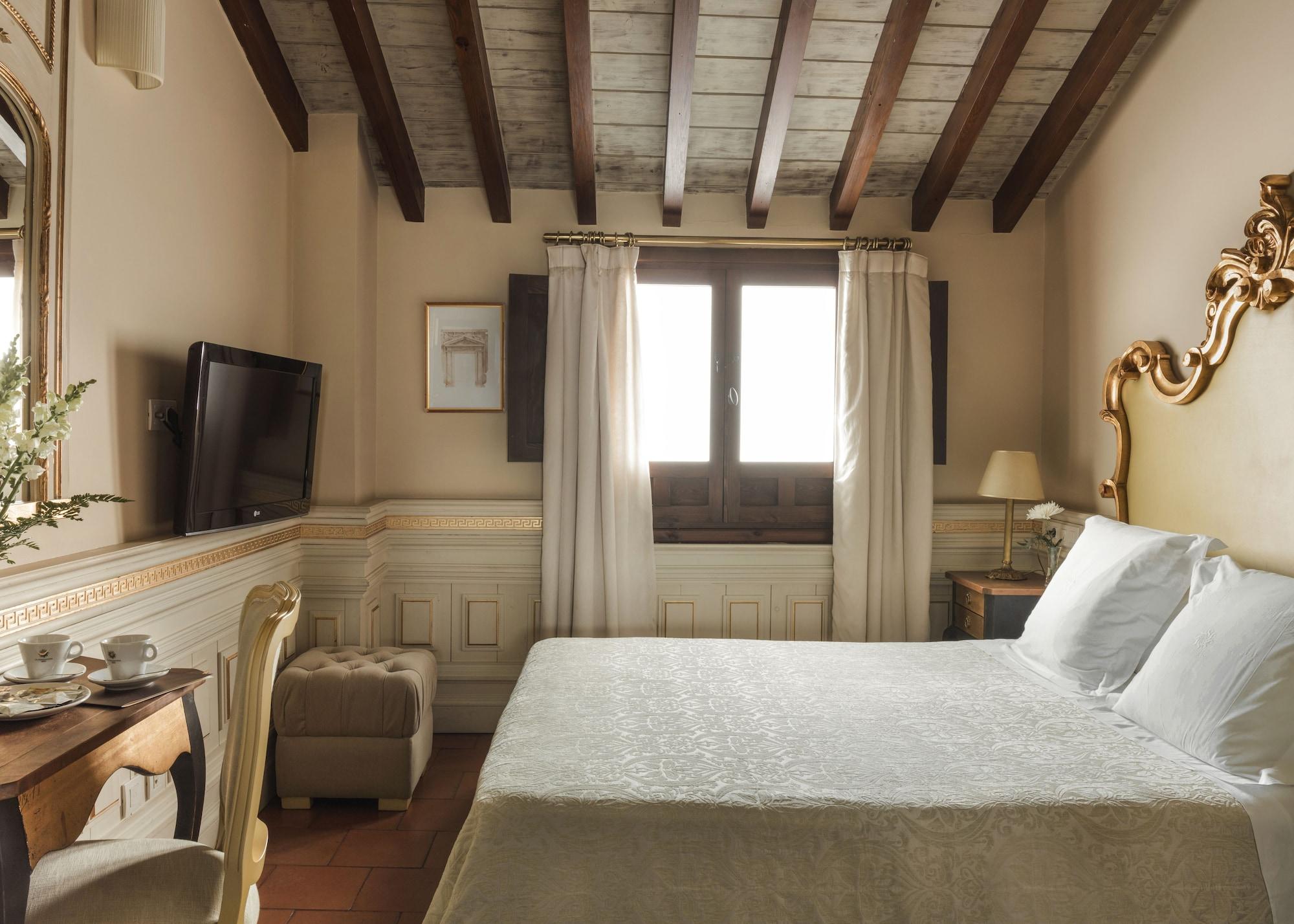 Casa 1800 Hotel 3*