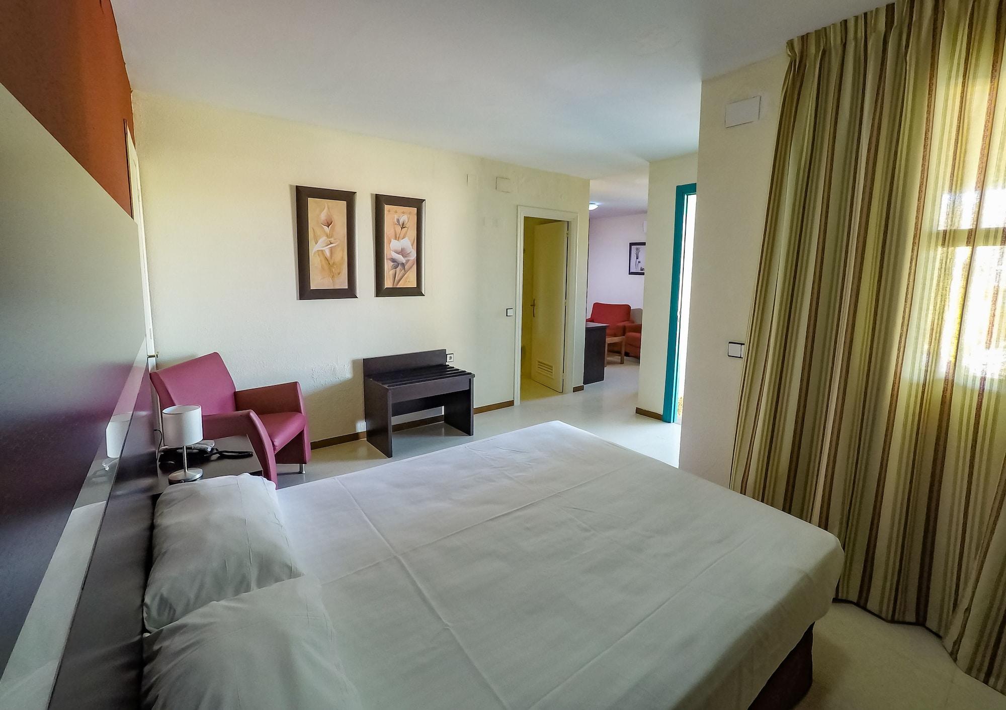Hotel Jm Jardin De La Reina Guillena
