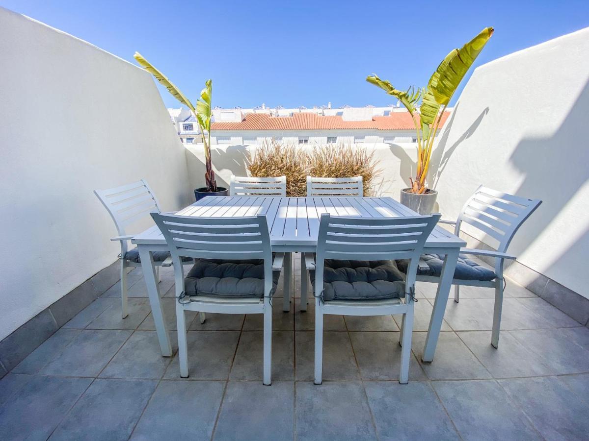 Cozy House - Pool - Parking - Family Apartamento