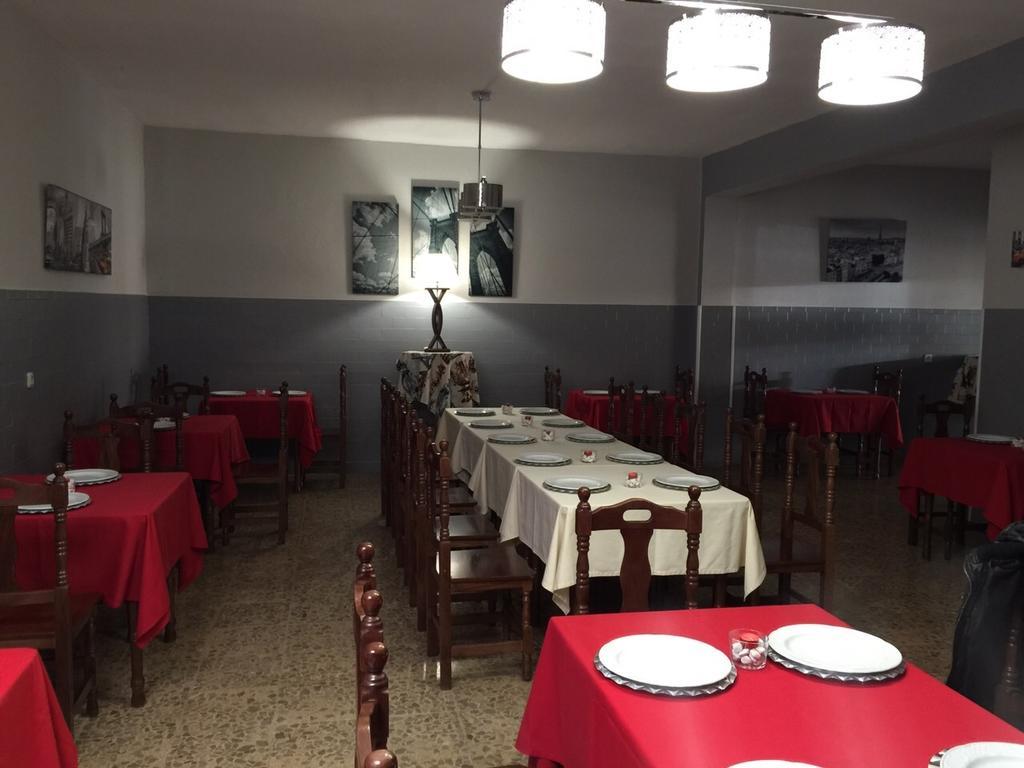 Bar Frances Guest house Guillena