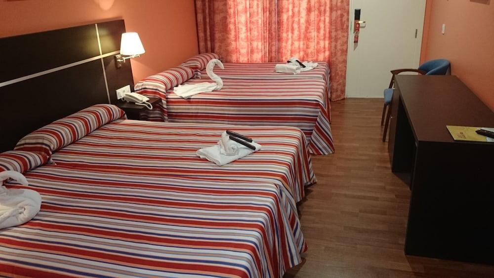 Hotel Monterrey Costa 3*