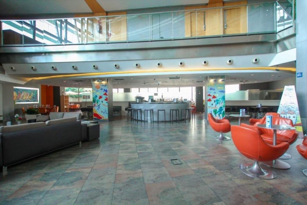 Eurohotel Barcelona Granvia Fira 4*