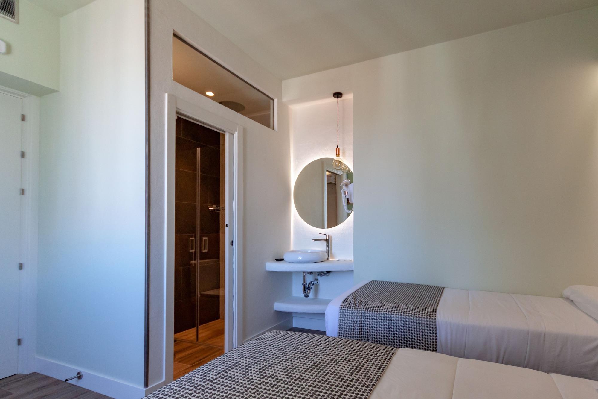 Hostel Charlotte-gran Via