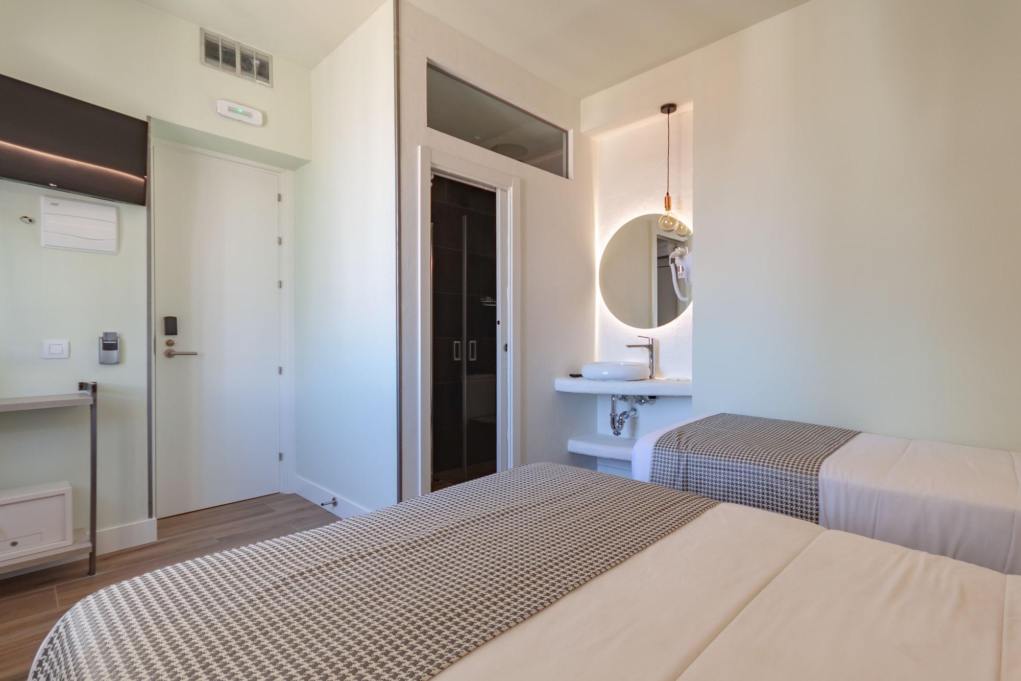Charlotte-gran Via Hostel Madrid
