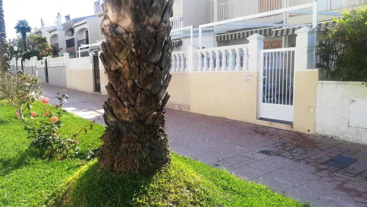 Deluxe Urbanización Privada En Playa Con Piscina, Totalmente Equipado Сasa de vacaciones *