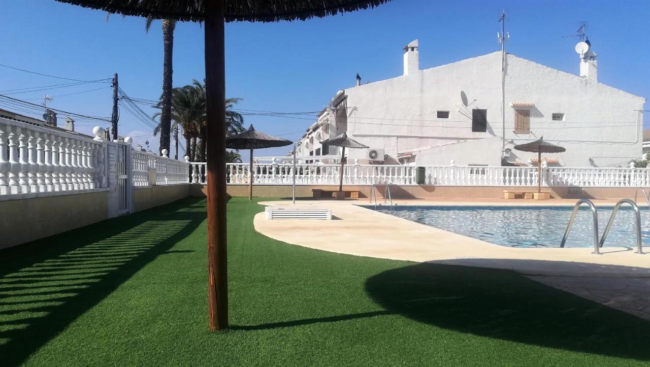 Сasa de vacaciones Deluxe Urbanización Privada En Playa Con Piscina, Totalmente Equipado Gran Alacant