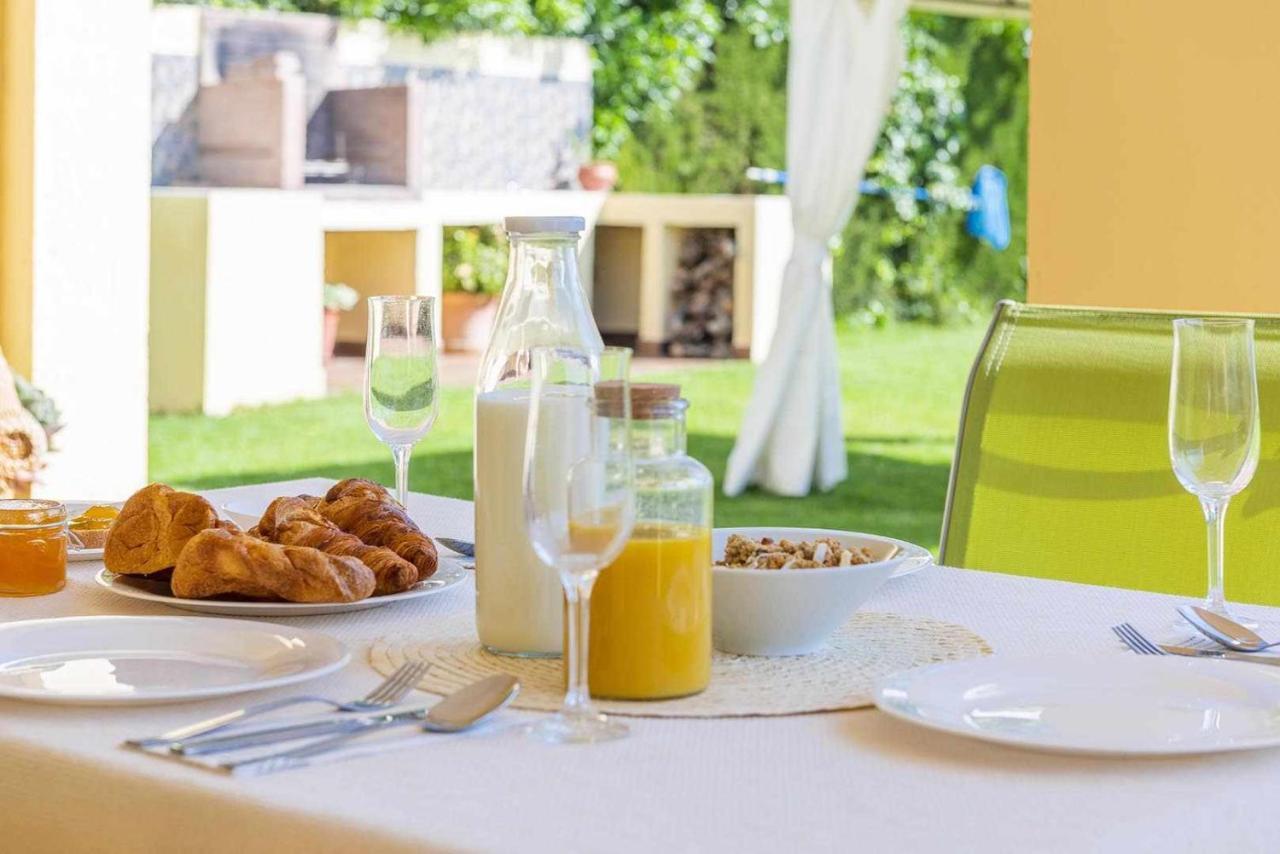 Casa De Noa Bonita En La Campiña De Sevilla