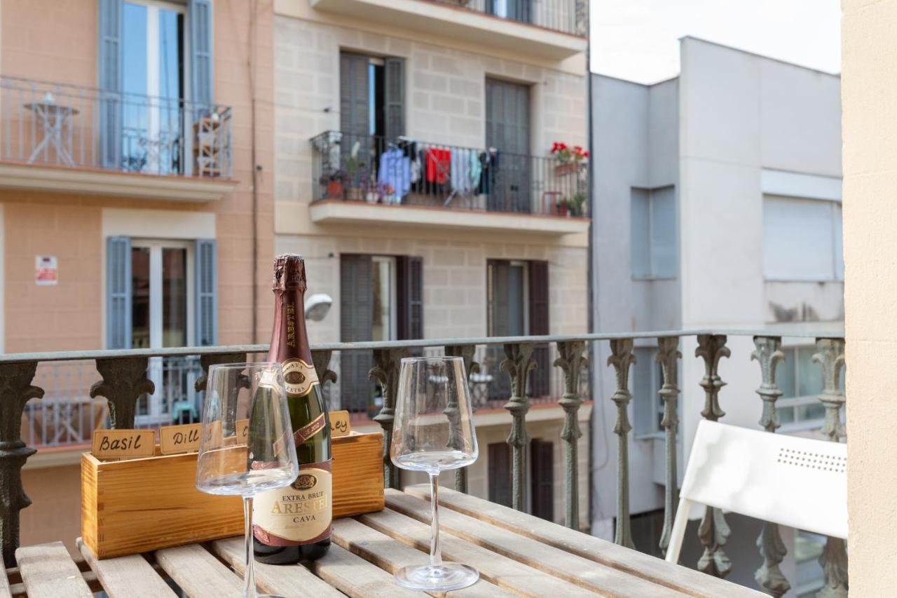 Apartment Aparteasy - Turo Park With Lovely Balcony *
