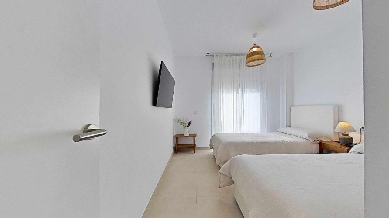 Precioso Atico En Edificio Nuevo Juzgado Apartment *
