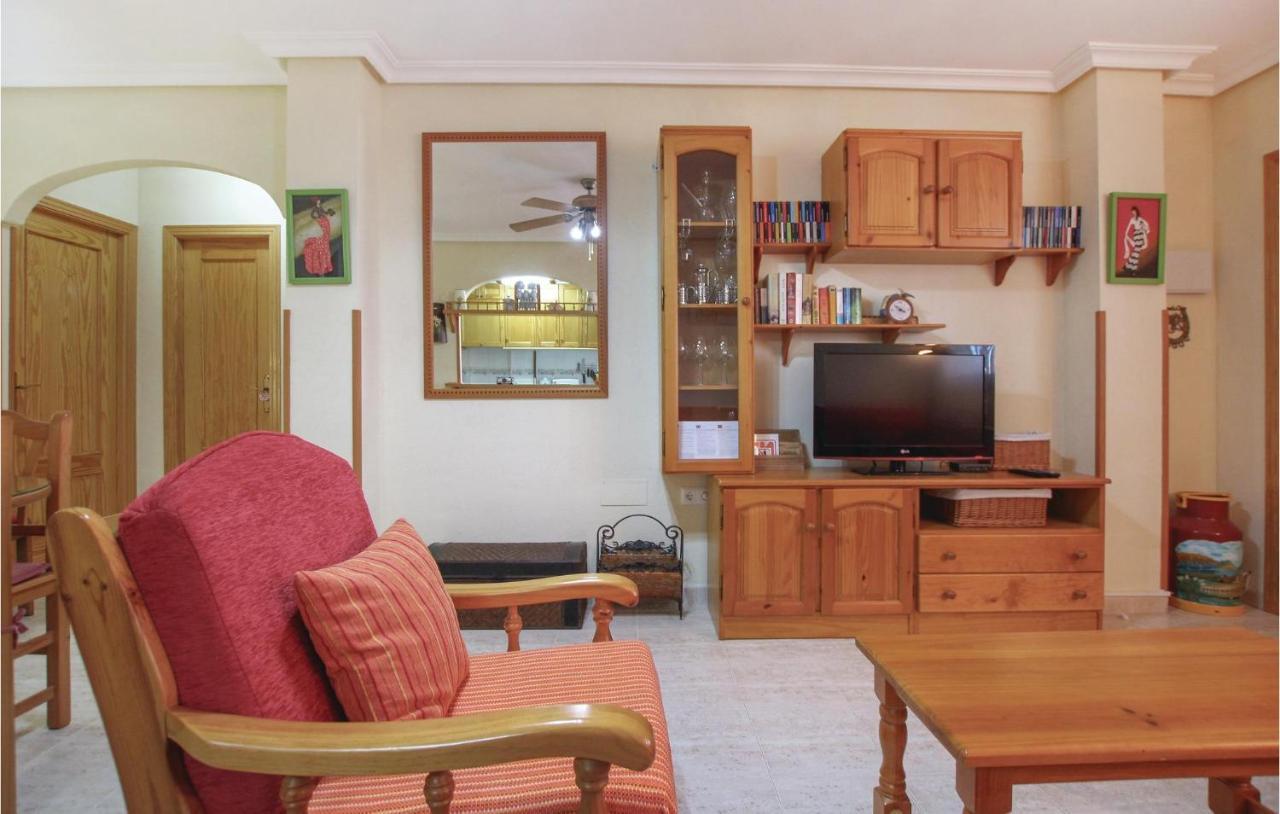 Apartment In With Kitchenette