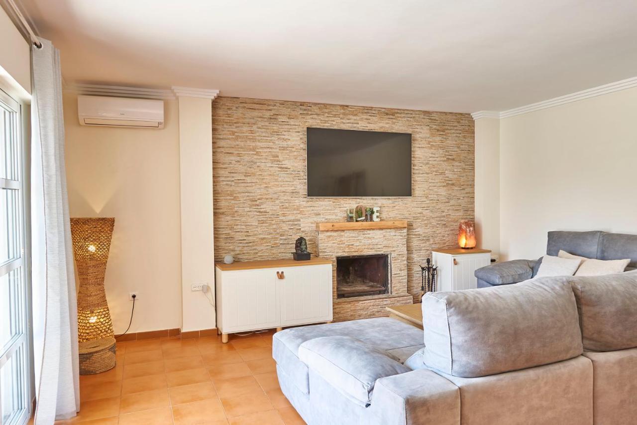 Relax, Family, Telecommuting & Private Pool * Velez Malaga