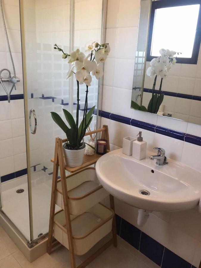Nice House With Amazing Swimming Pool/ Just 5 Min From Beach Holiday home *
