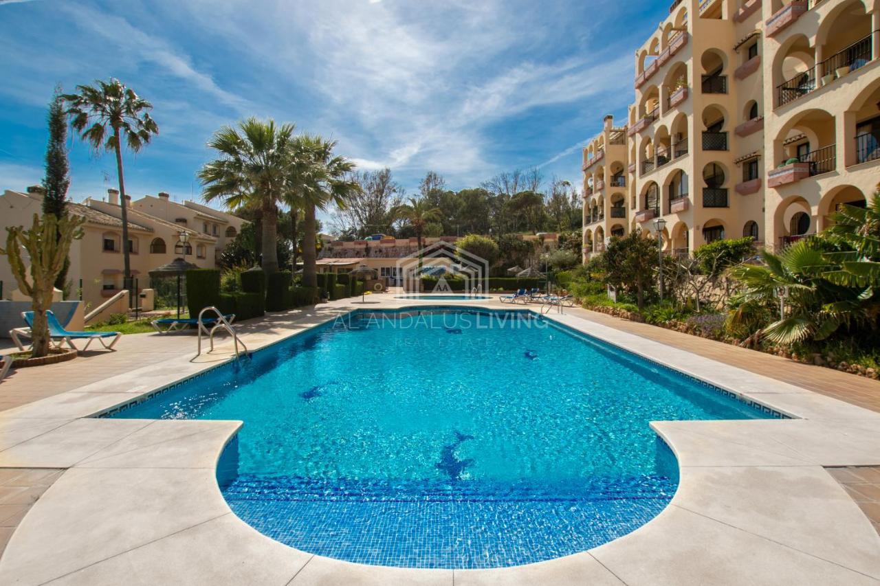 Panoramic Sea Views And Direct Access To The From The Community In Torrenueva Apartamento *