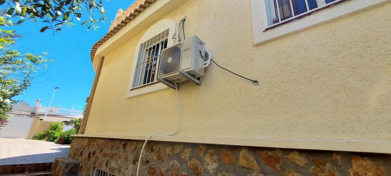 Agradable Con Piscina Privada Puerto Marino
