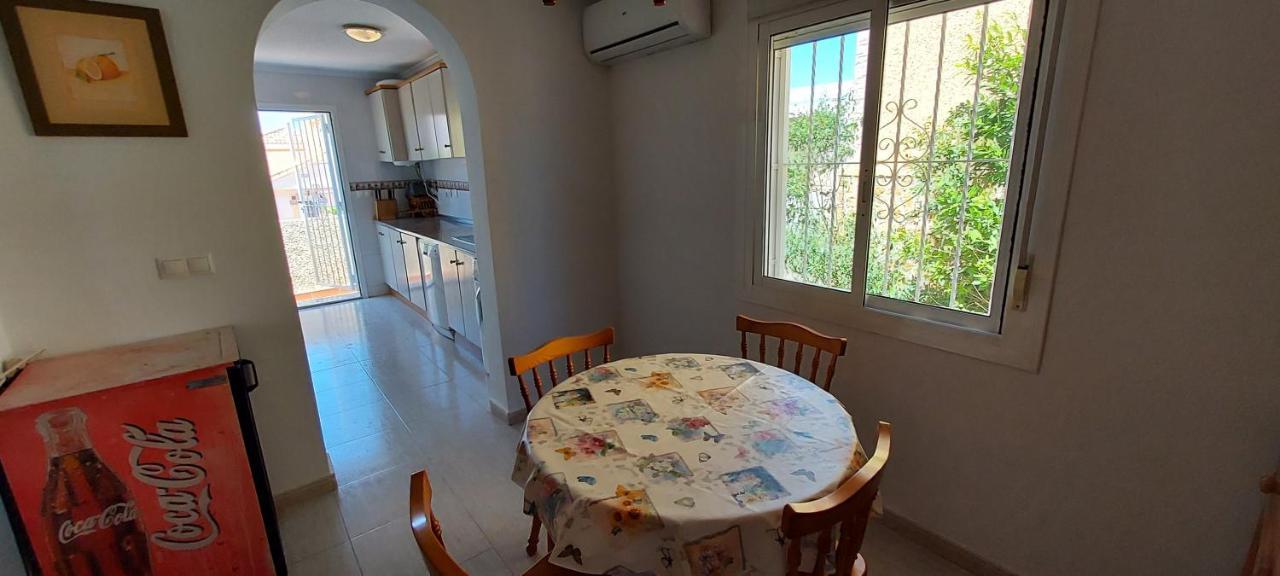 Agradable Con Piscina Privada Puerto Marino