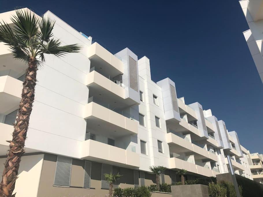 Modern Penthouse With A Large Roof Terrace Close To The Marbella