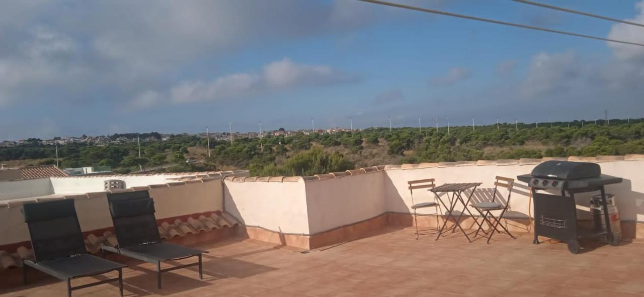 Moderno Luminoso Terraza Solarium Patio