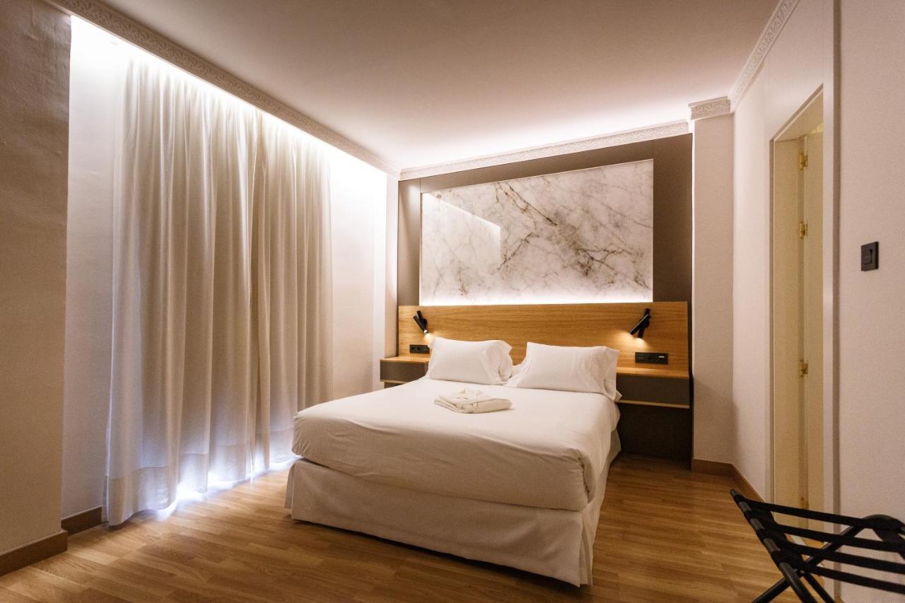 Dauro Premier 3* Granada