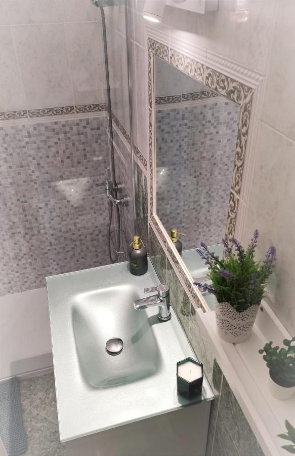 Solymar Apartment