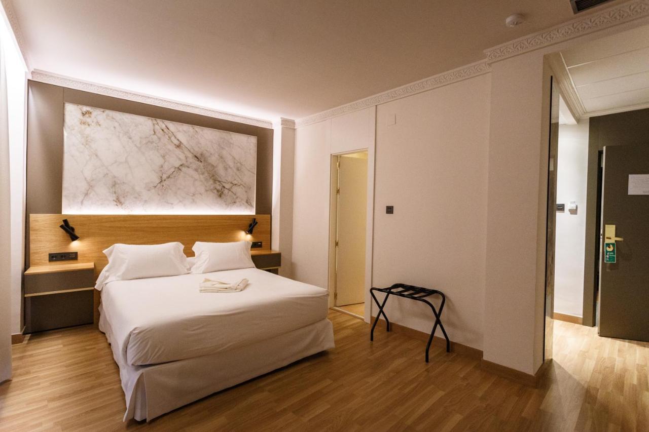 Dauro Premier Hotel