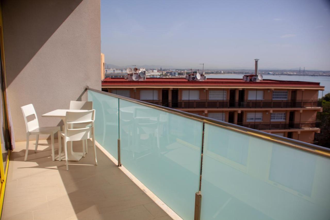 Apartment 4