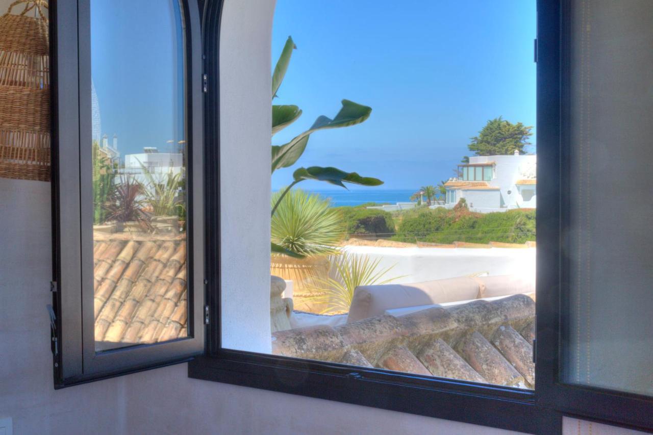 Villa Mas Tranquila - A Stylish With Pool 150 M From The Conil De La Frontera
