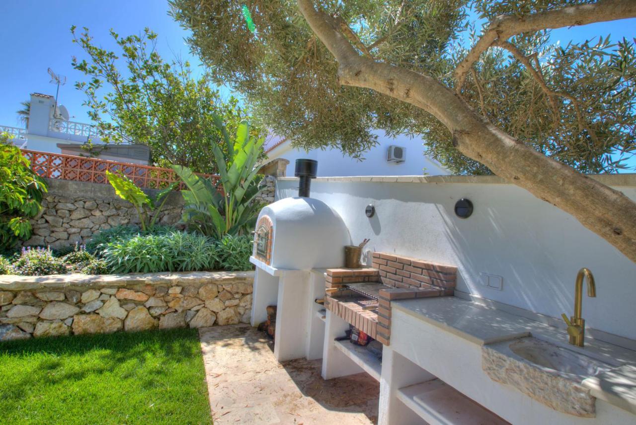 Mas Tranquila - A Stylish With Pool 150 M From The * Conil De La Frontera