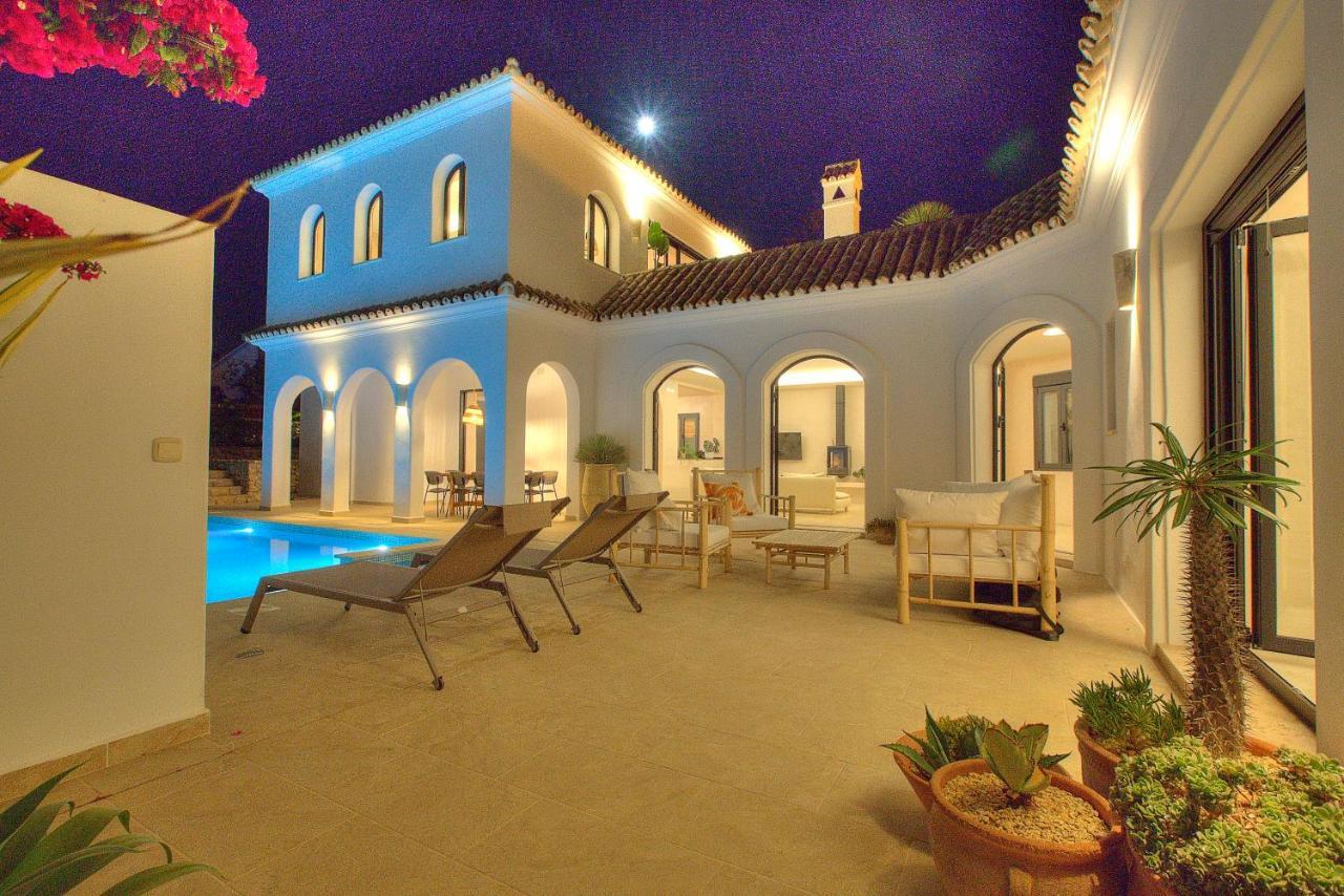 Mas Tranquila - A Stylish With Pool 150 M From The Conil De La Frontera