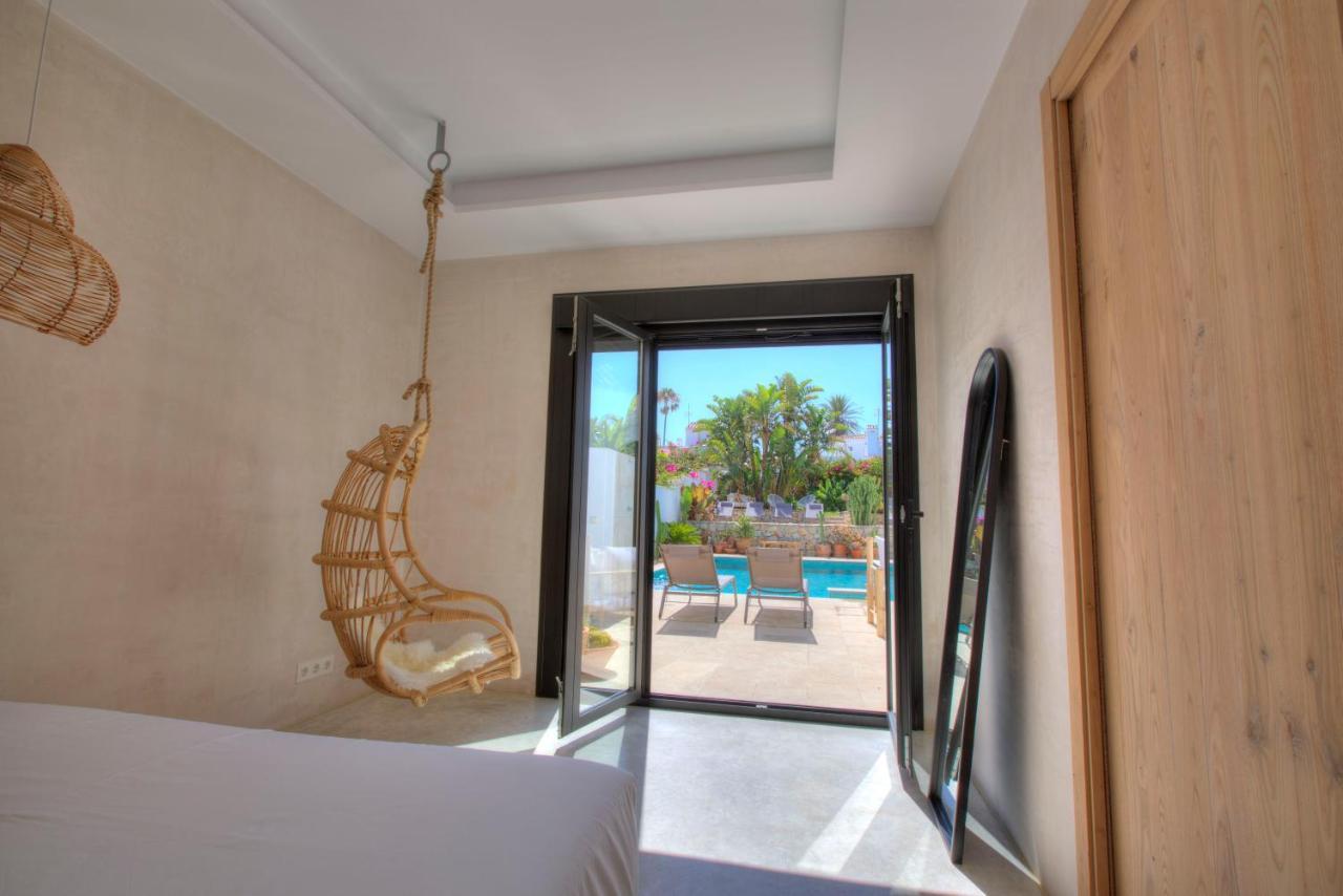 Villa Mas Tranquila - A Stylish With Pool 150 M From The Conil De La Frontera