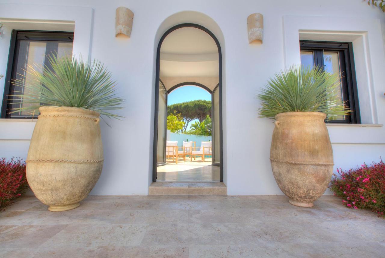 Villa Mas Tranquila - A Stylish With Pool 150 M From The