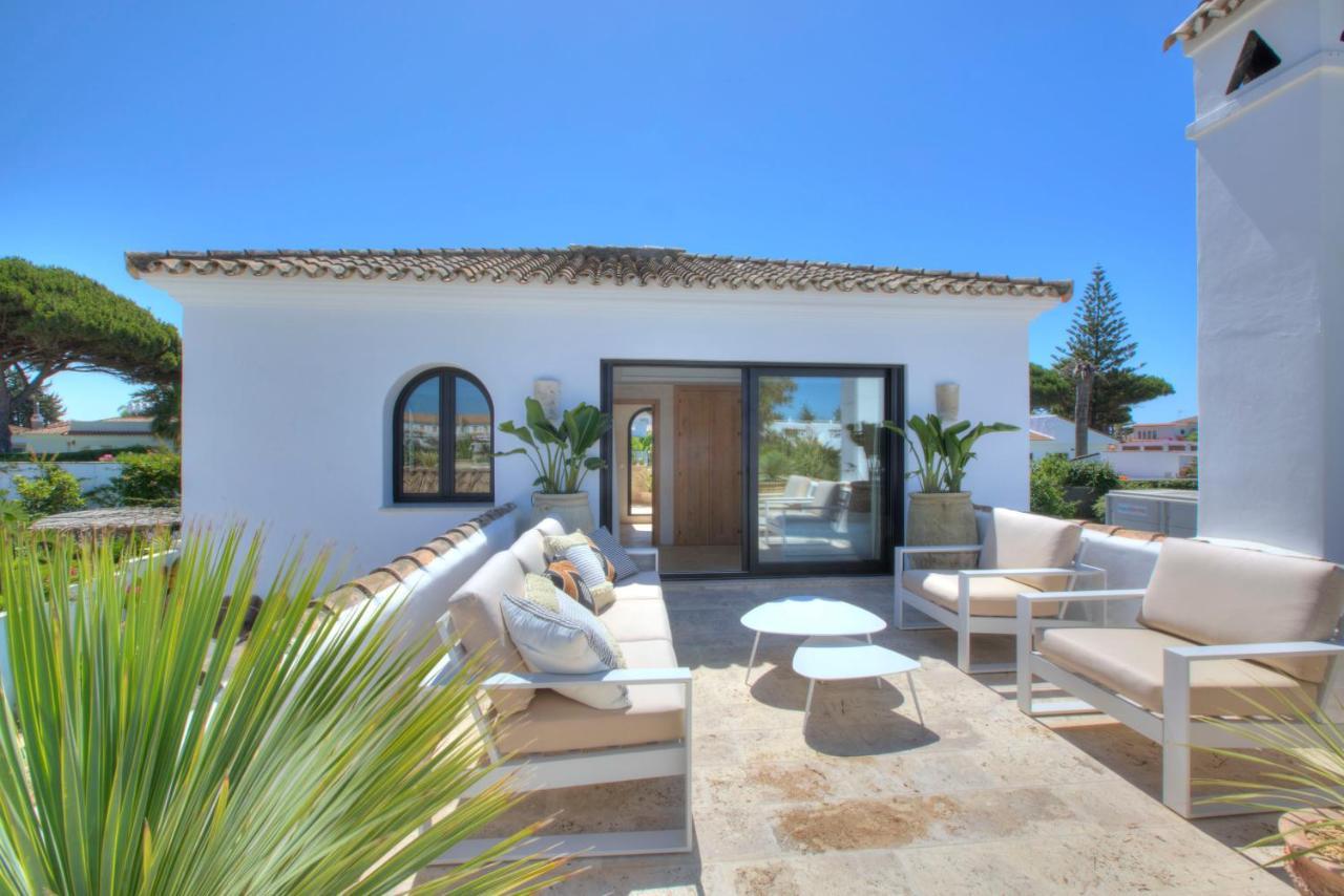 Mas Tranquila - A Stylish With Pool 150 M From The Villa