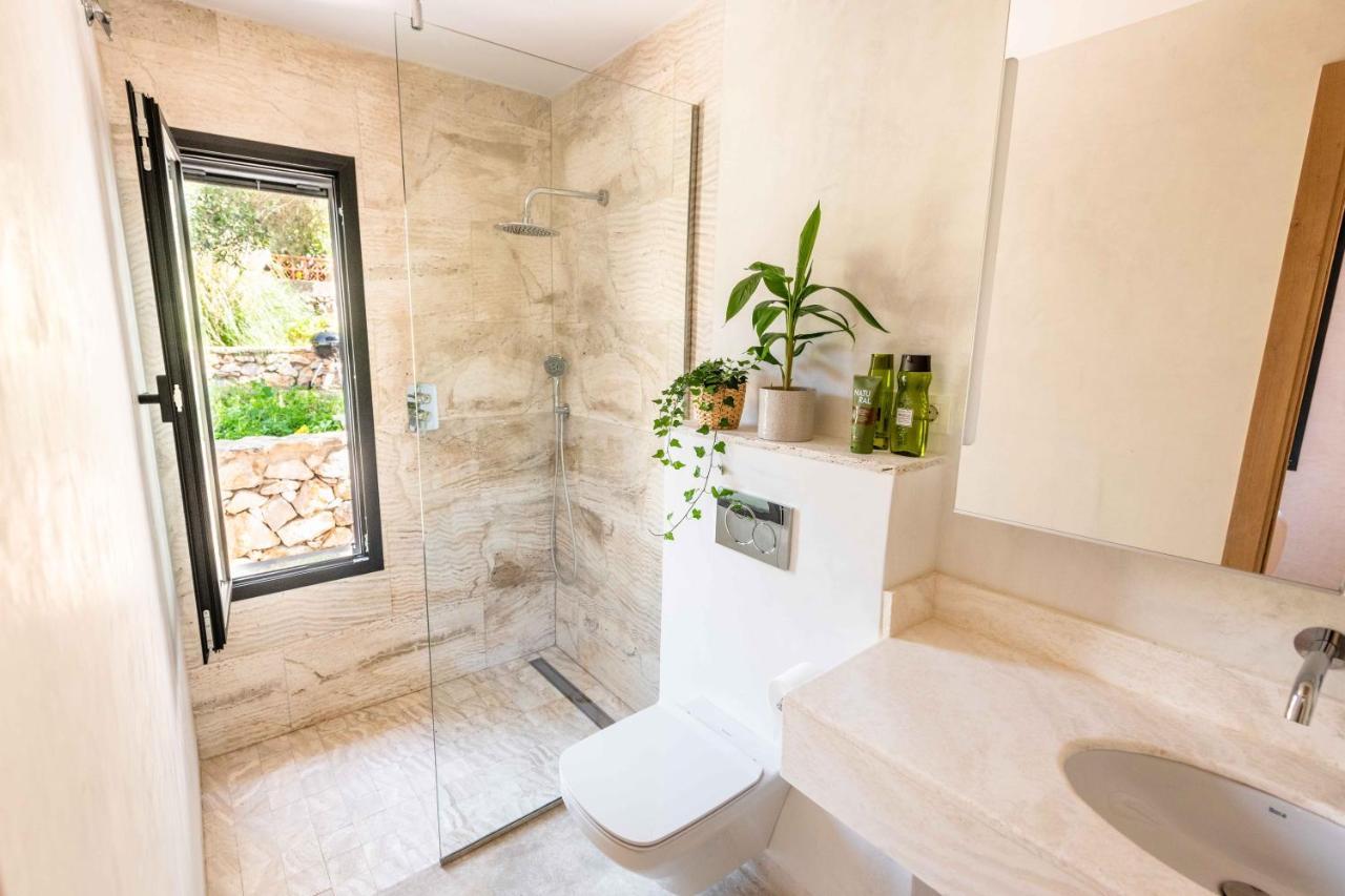 Villa Mas Tranquila - A Stylish With Pool 150 M From The *