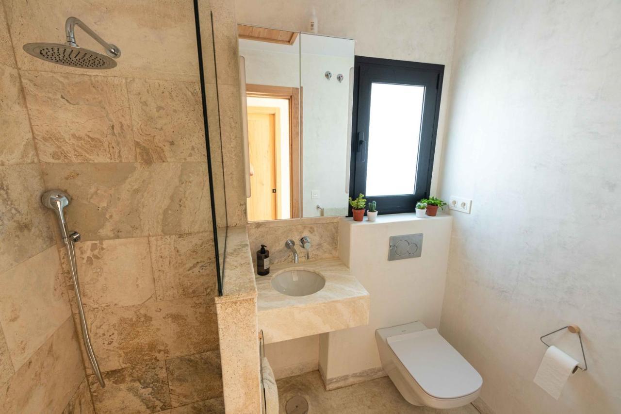 Mas Tranquila - A Stylish With Pool 150 M From The Villa *