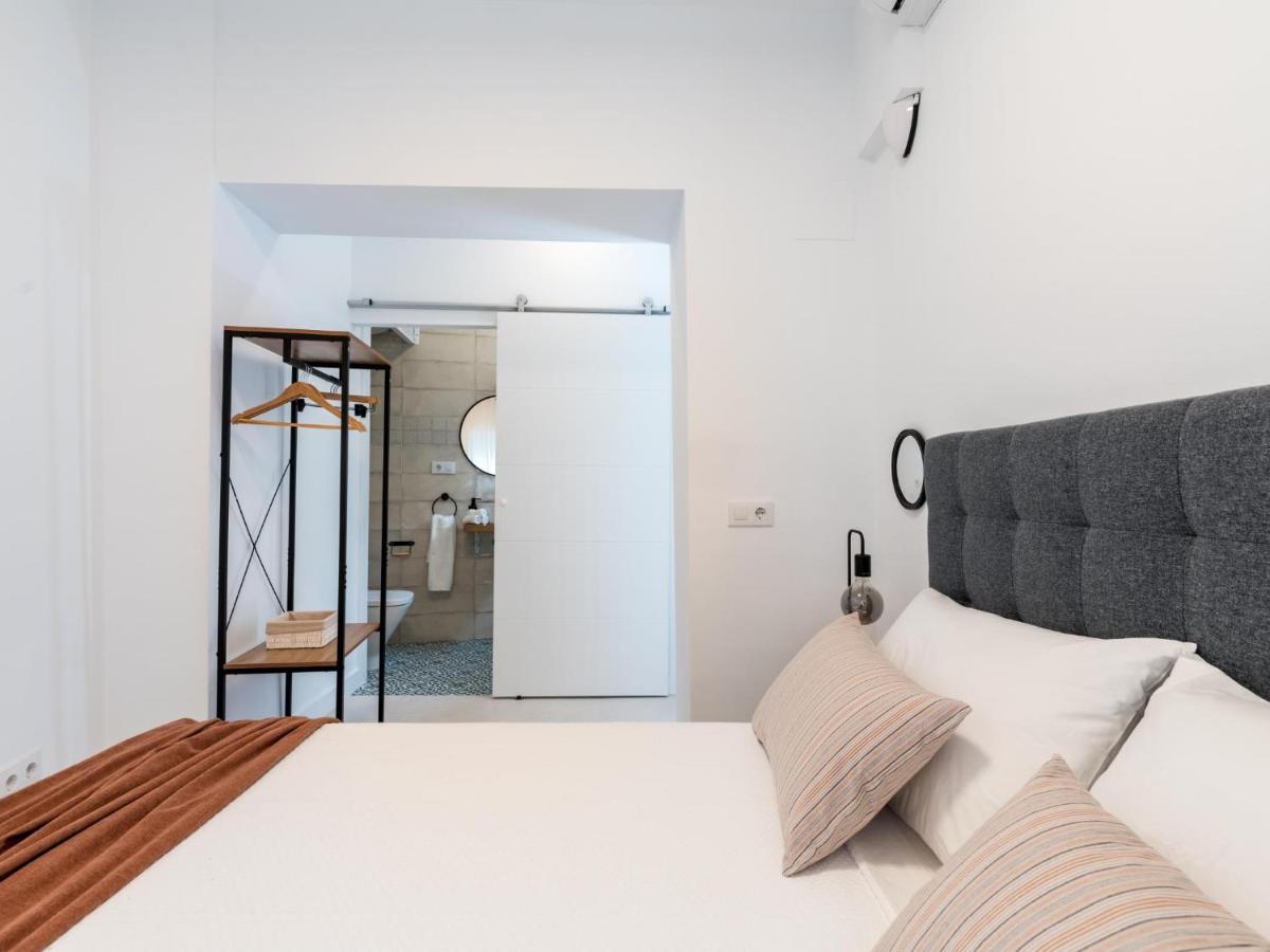 Unique Homes La Juderia Parking & Jacuzzi Сasa de vacaciones *