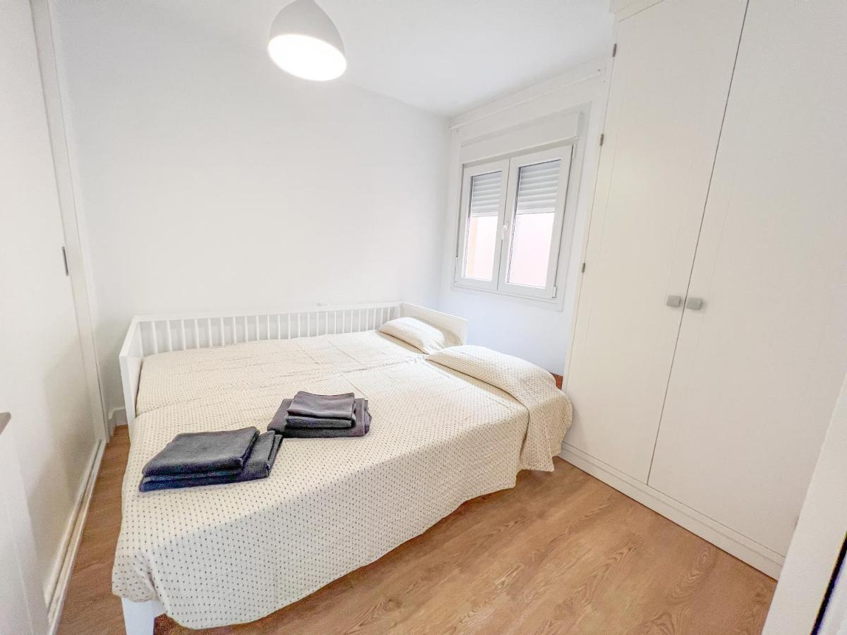 Cozy House - La Marina - Pool - Parking Apartment *