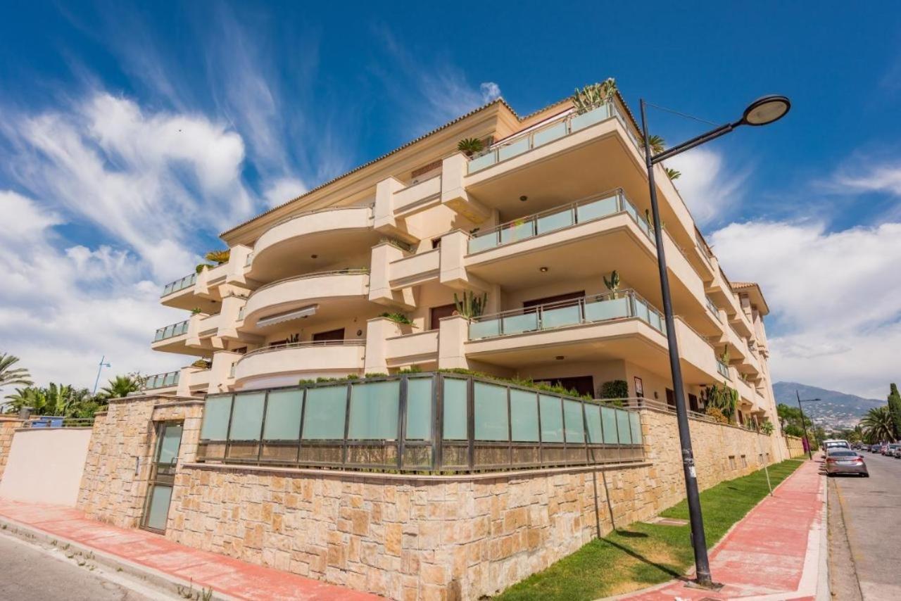 En La Zona Puerto Banus Noray Playa Apartamento *