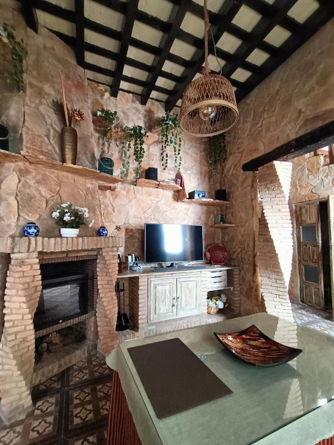 Singular Casa Rustica Con Chimenea,patio,terraza Сasa de vacaciones