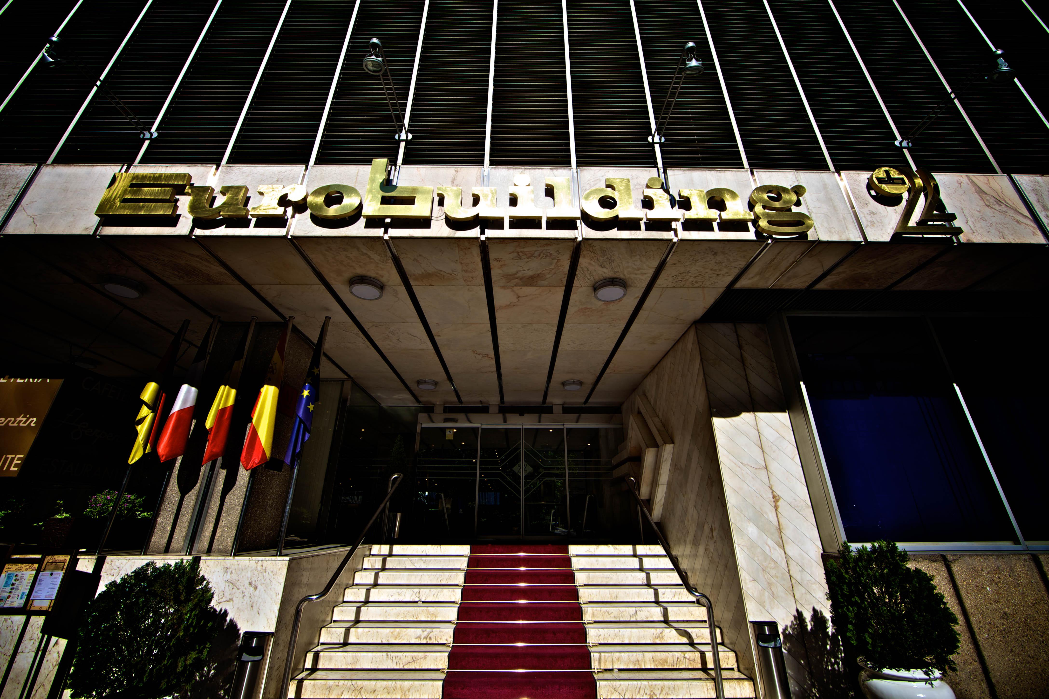 Apartment Pierre & Edificio Eurobuilding 2 *