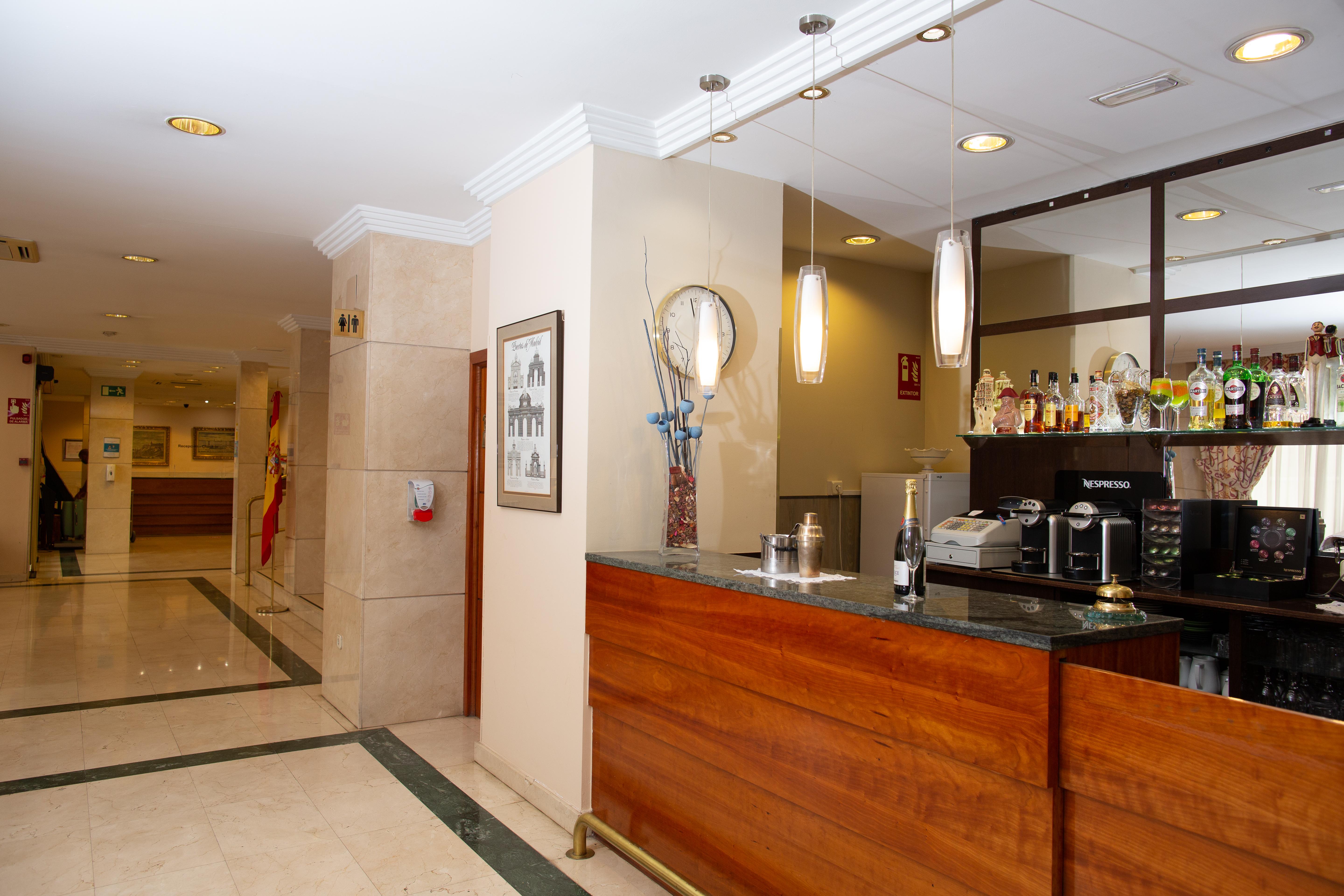 Hotel Casón Del Tormes Madrid