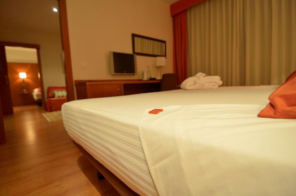 Xon's Valencia 4*