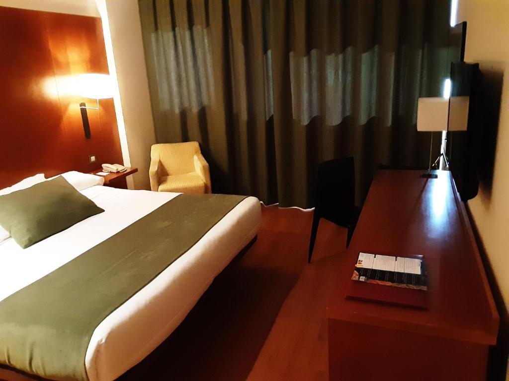 Xon's Valencia Hotel